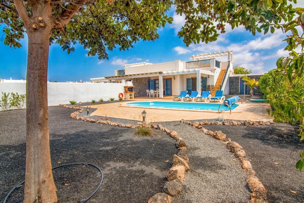 Villas Susaeta ปลายาบลังกา ภายนอก รูปภาพ