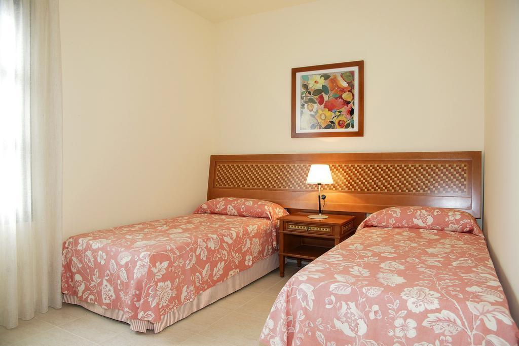 Villas Susaeta ปลายาบลังกา ภายนอก รูปภาพ
