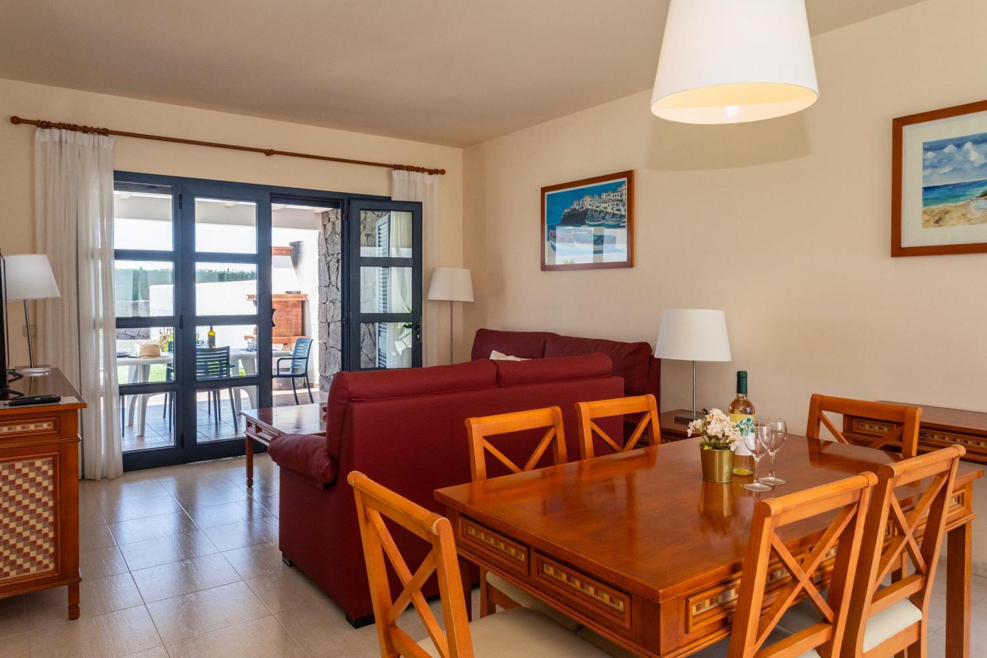 Villas Susaeta ปลายาบลังกา ภายนอก รูปภาพ
