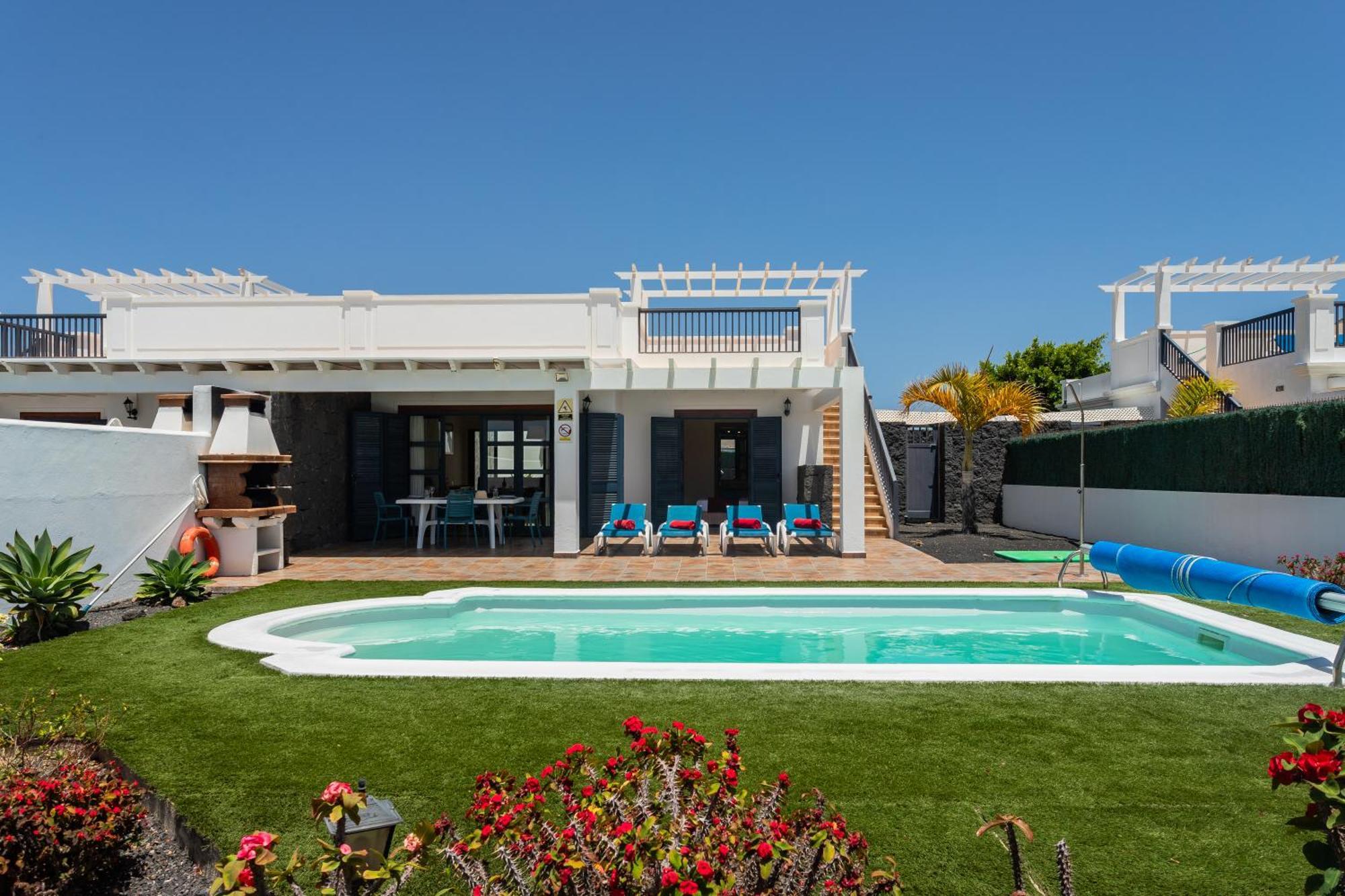 Villas Susaeta ปลายาบลังกา ภายนอก รูปภาพ