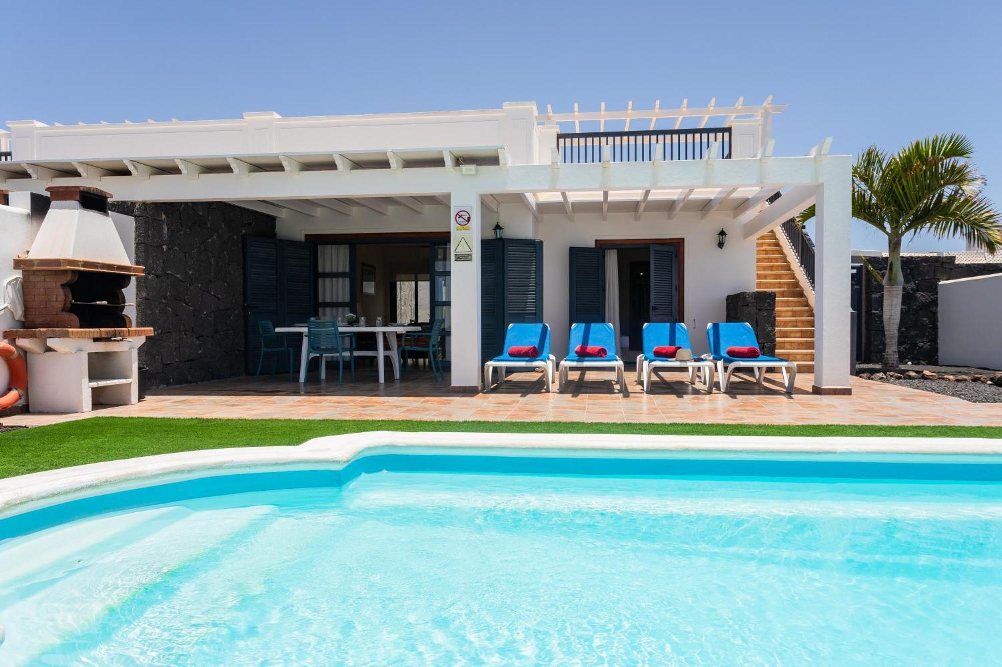 Villas Susaeta ปลายาบลังกา ภายนอก รูปภาพ