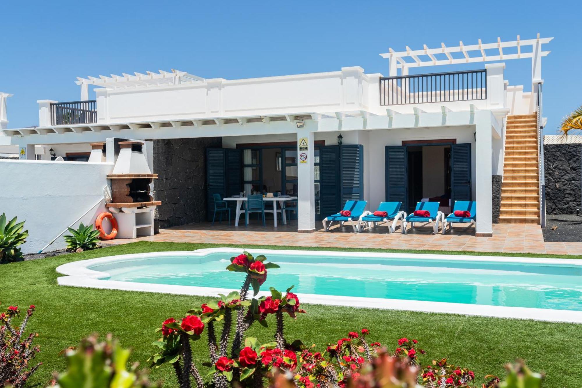 Villas Susaeta ปลายาบลังกา ภายนอก รูปภาพ
