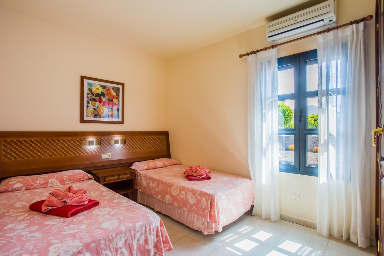 Villas Susaeta ปลายาบลังกา ภายนอก รูปภาพ